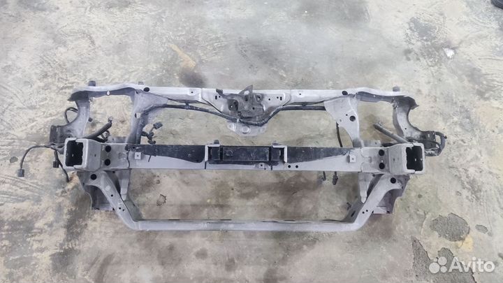 Рамка радиатора Honda Accord 7