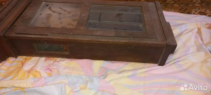 Старинные настенные антикварные часы с боем