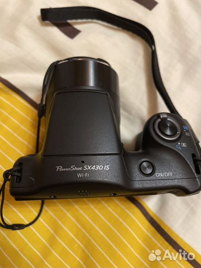 Компактный фотоаппарат canon