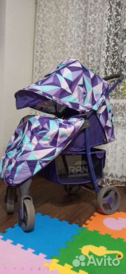 Прогулочная коляска