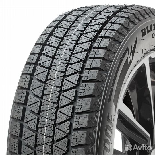 Bridgestone Blizzak DM-V3 235/45 R19 99T