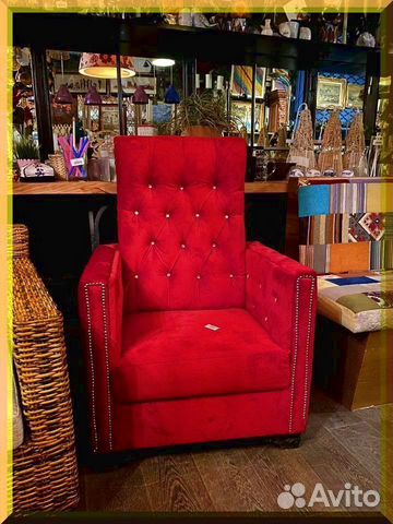 Кресло-трон красное
