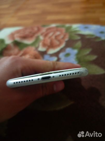 iPhone 8 Plus, 64 ГБ