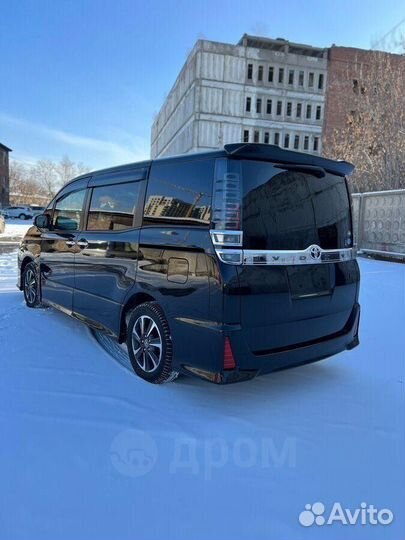 Toyota Voxy 1.8 CVT, 2019, 74 364 км