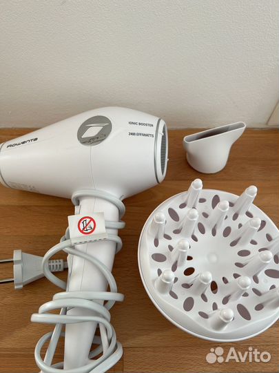 Фен Rowena ionic buster 2400