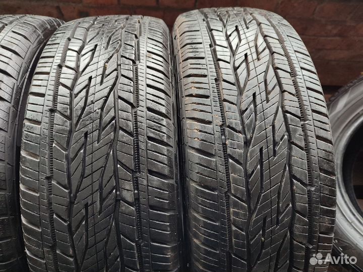 Continental ContiCrossContact LX2 215/60 R17