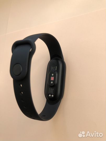 Фитнес браслет Xiaomi Mi Smart Band 5 в упаковке