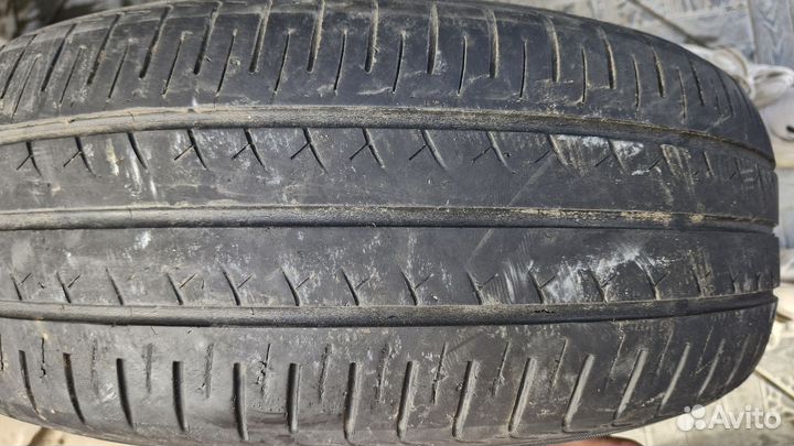 Yokohama BluEarth AE01 185/60 R15 84H