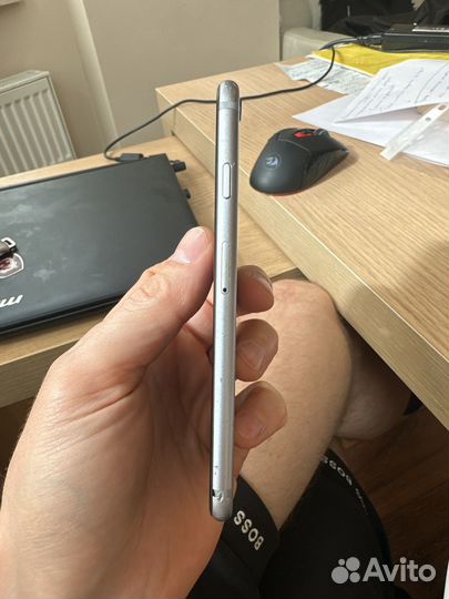 iPhone 6S, 64 ГБ