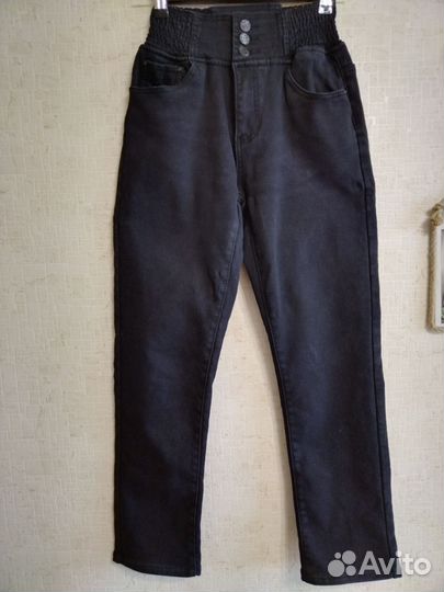 Джинсы женские