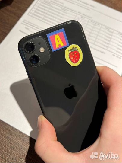 iPhone 11, 64 ГБ