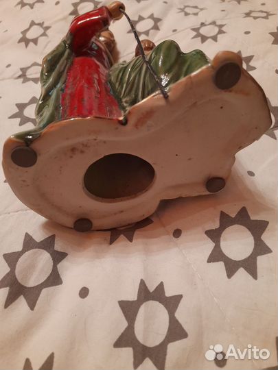 Статуэтка фарфор