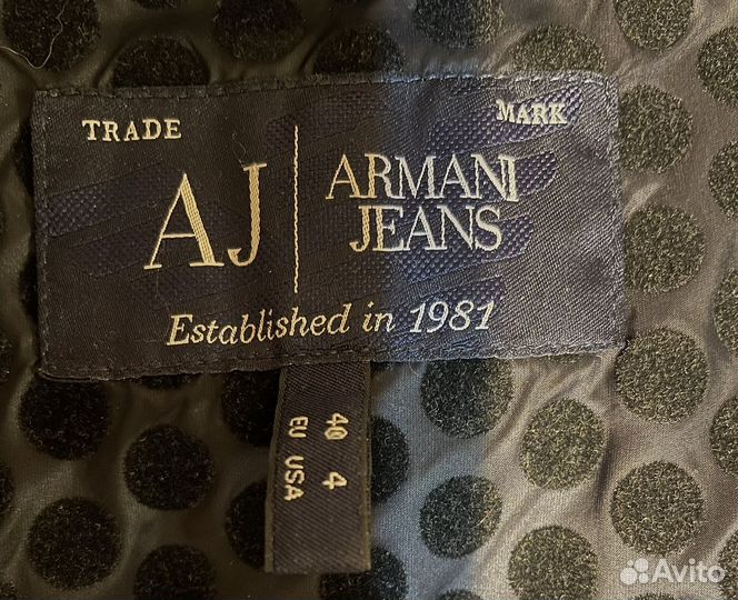 Armani Jeans куртка женская.Оригинал