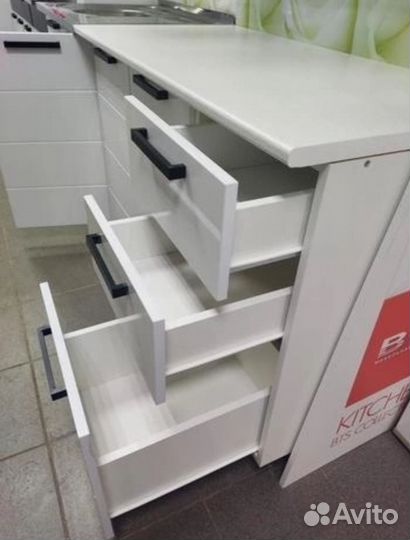 Качественный кухонный гарнитур