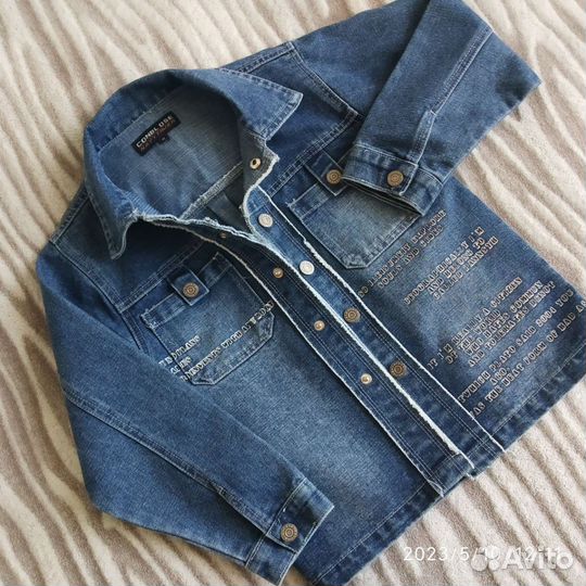 Джинсовая куртка