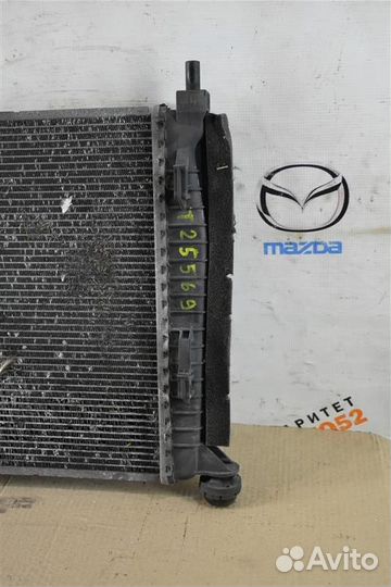 Радиатор охлаждения Mazda 3 BL Z6 2008 - 2013