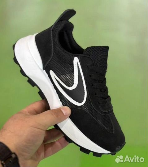 Новые кроссовки женские