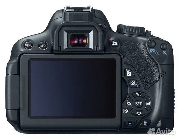 Зеркальный фотоаппарат canon 600d