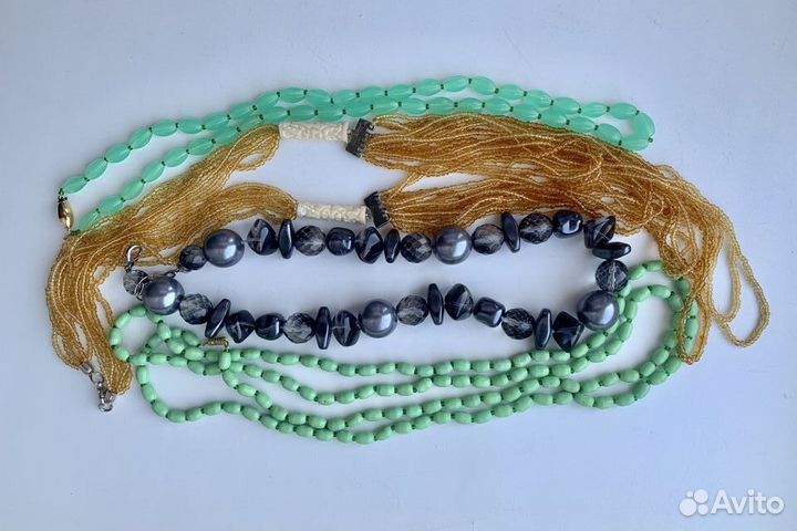 Урановые,из чешского стекла и другие бусы