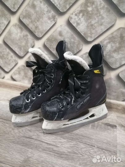 Хоккейные коньки bauer детские