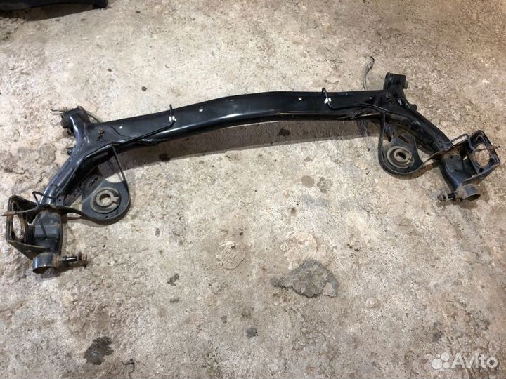 Балка подвески задняя Suzuki Sx4 седан M16A 2008