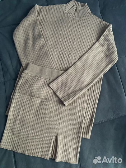 Костюм новый 42-46