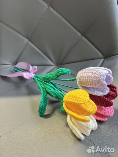 Тюльпаны вязаные