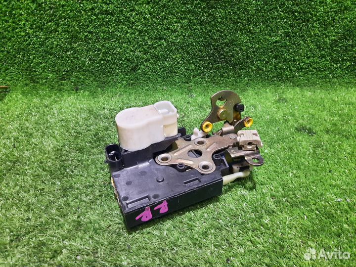 Замок боковой двери задний правый Chevrolet