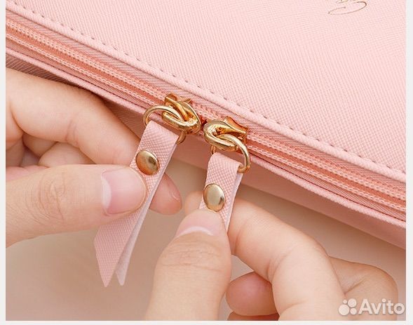 Косметичка женская из экокожи