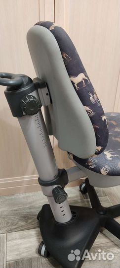 Детское растущее кресло (Бюрократ KD-2)