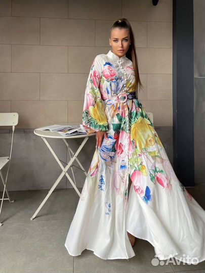 Шикарное платье в пол