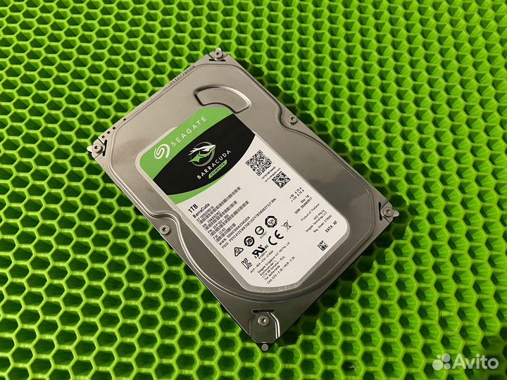 Жесткий диск Seagate Barracuda 1Tb