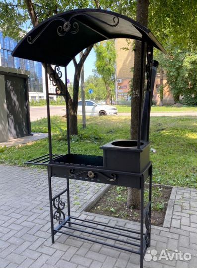 Мангал с навесом