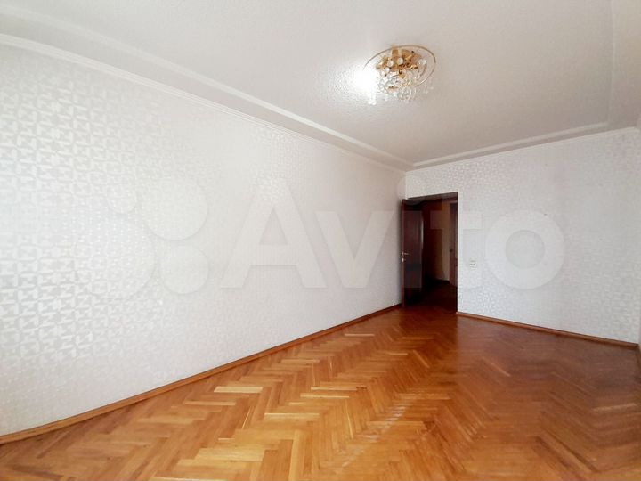 3-к. квартира, 108 м², 8/16 эт.