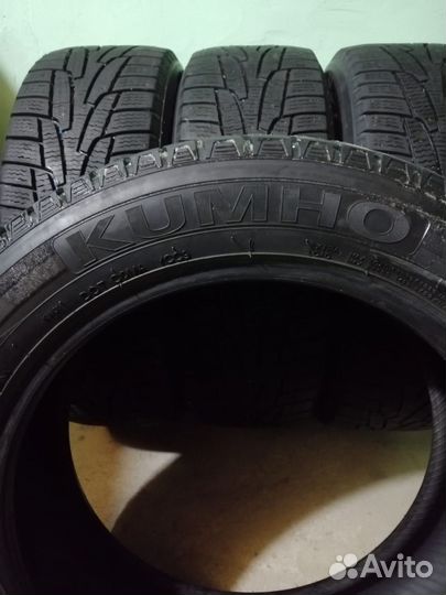Kumho I'Zen KW31 195/55 R16 91R