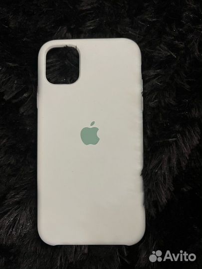 Чехол на iPhone 11