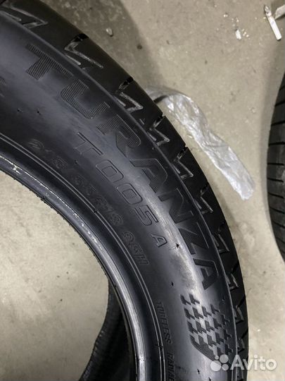 Bridgestone Turanza T005A 215/55 R18