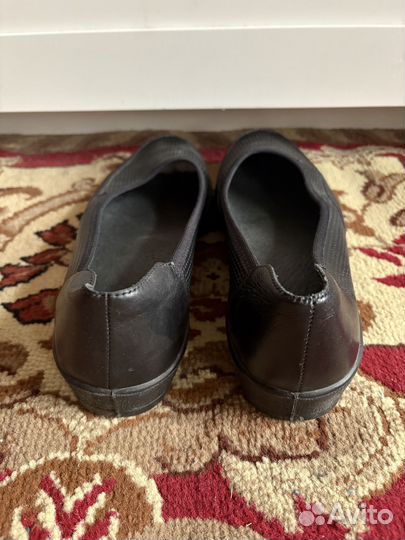 Женские туфли (41-42 размер)