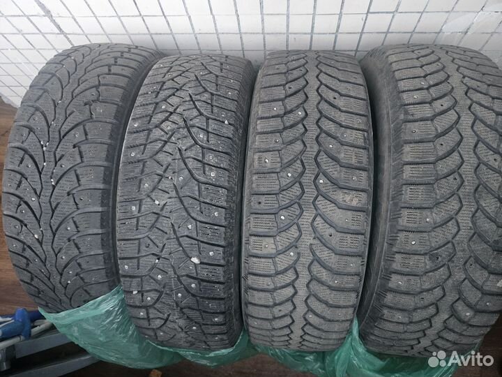 Bridgestone Blizzak Spike-02 185/65 R15 88