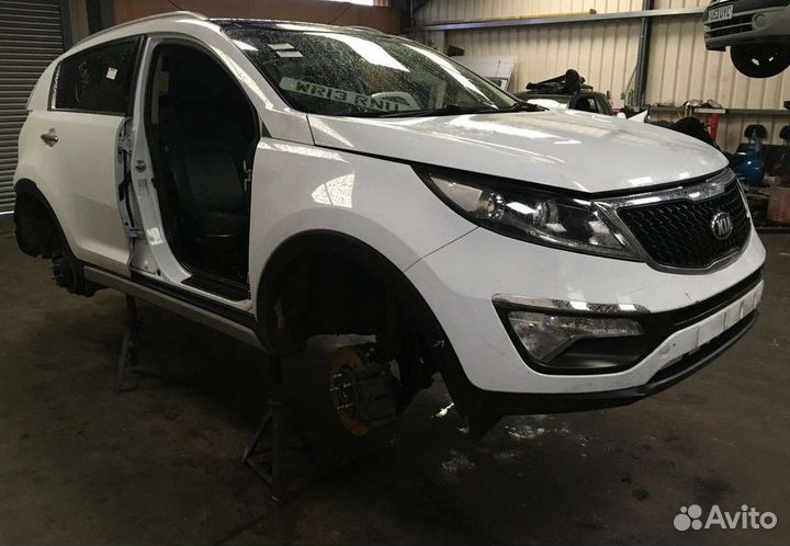 Kia Sportage III 2015 г на запчасти