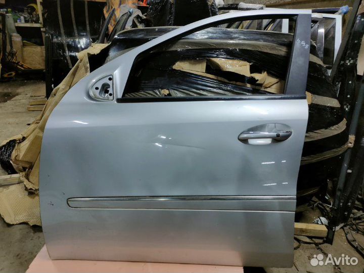 Дверь передняя левая Mercedes Ml W164 OM642.940