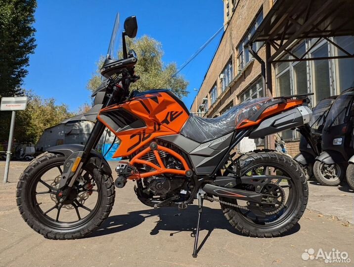 Мотоцикл Regulmoto Duke 300