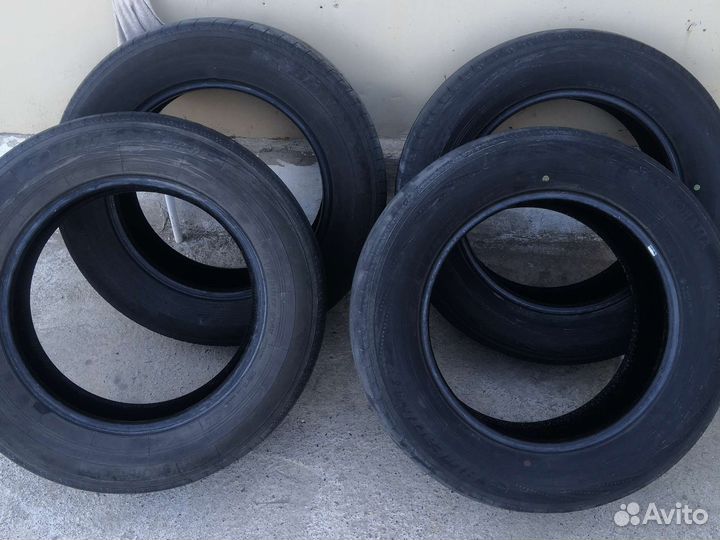 Yokohama BluEarth RV-02 225/65 R17 106