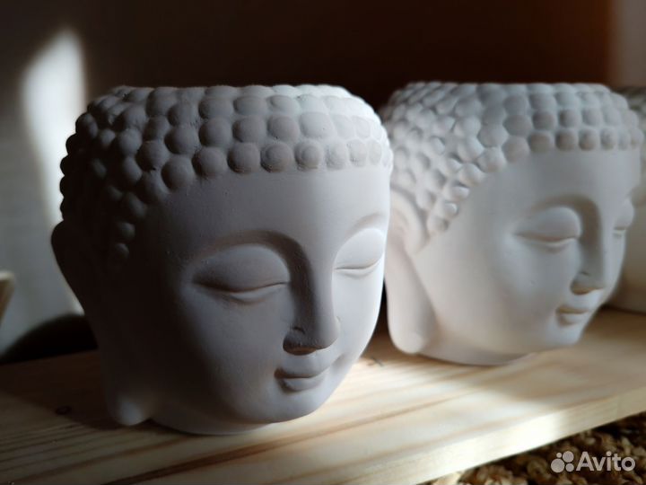 Статуэтка из гипса Будда