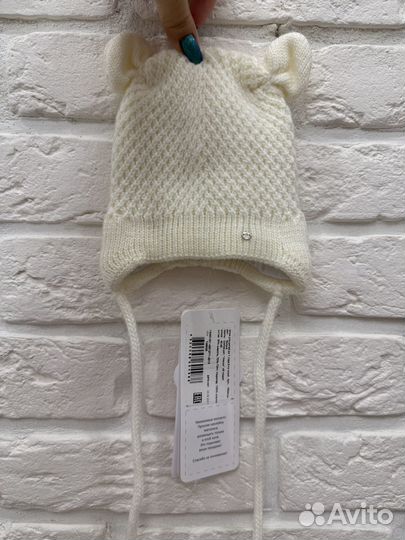 Продам шапку демисезон на завязках 40-42