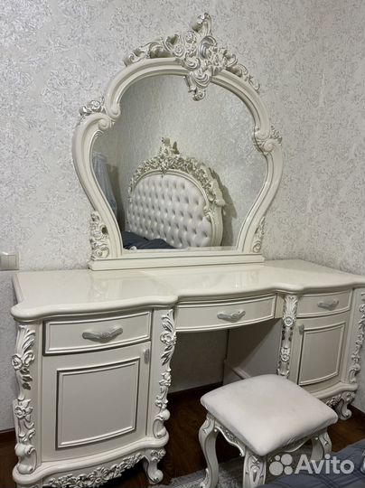 Спальный гарнитур бу