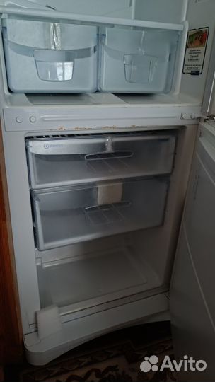 Холодильник Индезит Indesit