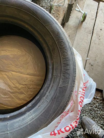 Yokohama BluEarth E51 175/70 R14