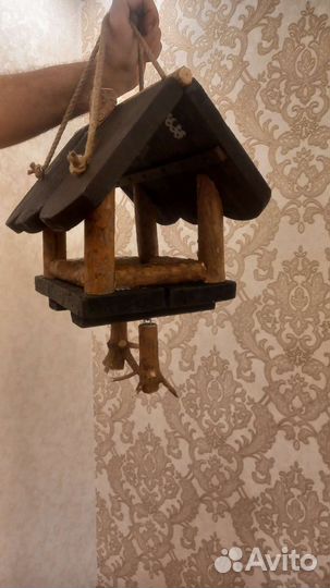 Кормушка для птиц, бельчатник