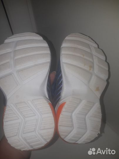 Кроссовки 23рр